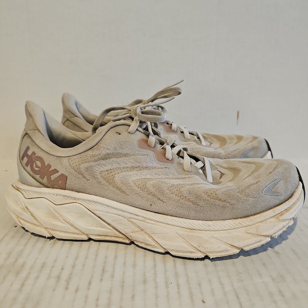 Hoka One One Arahi 6 Nimbus Cloud/Rose Gold Running Shoe Women Size 9.5B 1123195